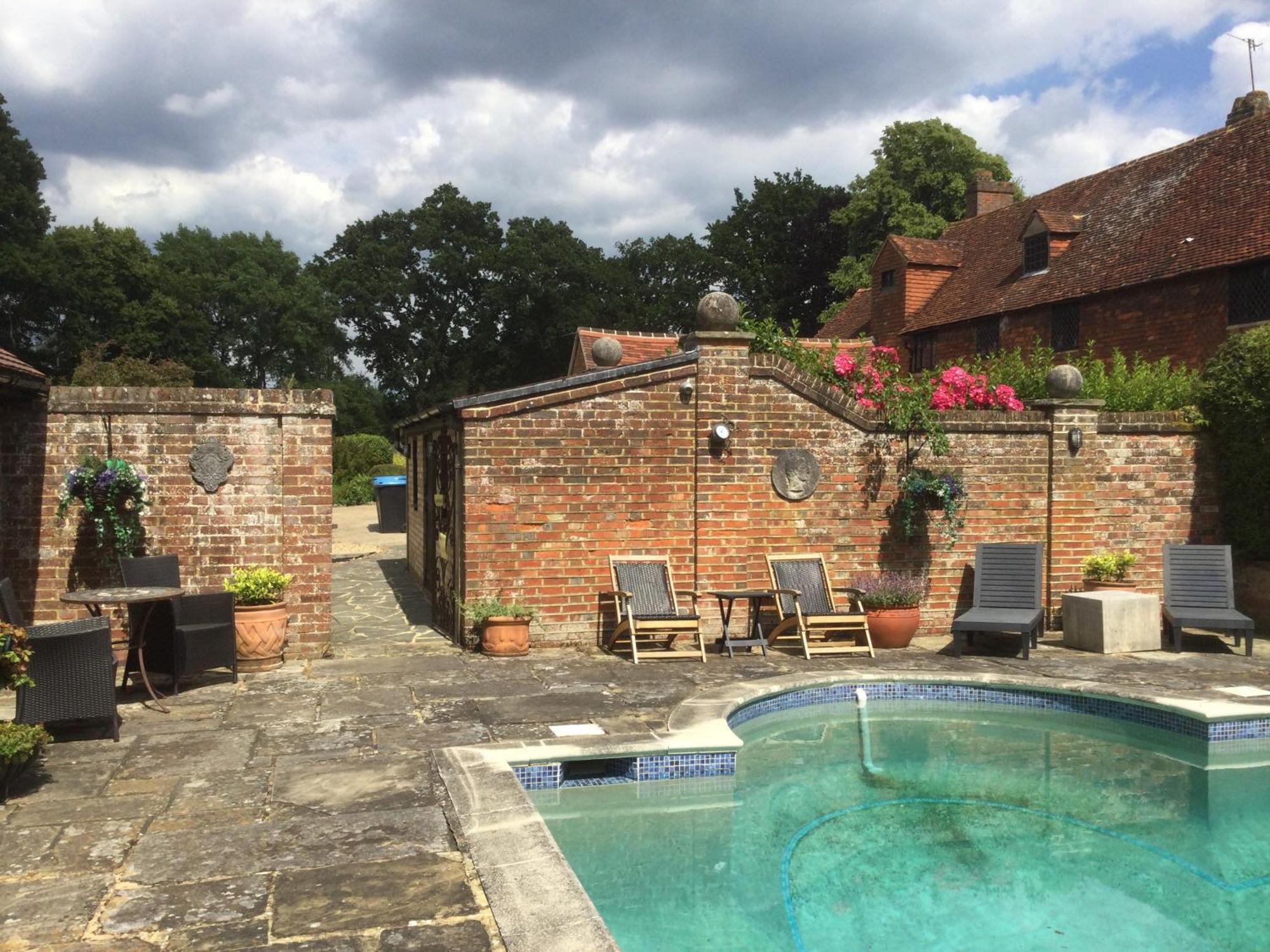 The Garth Guest Suite Studio Cottage Lingfield Buitenkant foto